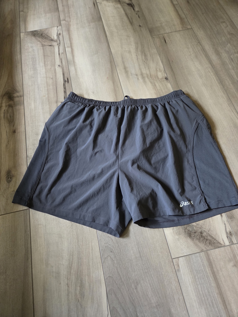 ASICS Men's Gray Running Shorts